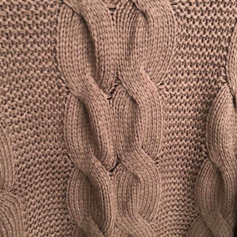 Tobi Sweater - Picture 8 of 9